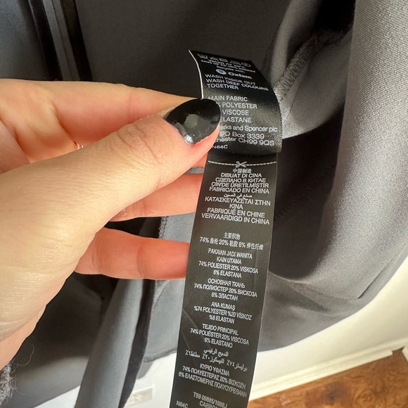 Marks & Spencer Grey Blazer 🤍 - Picture 10 of 10